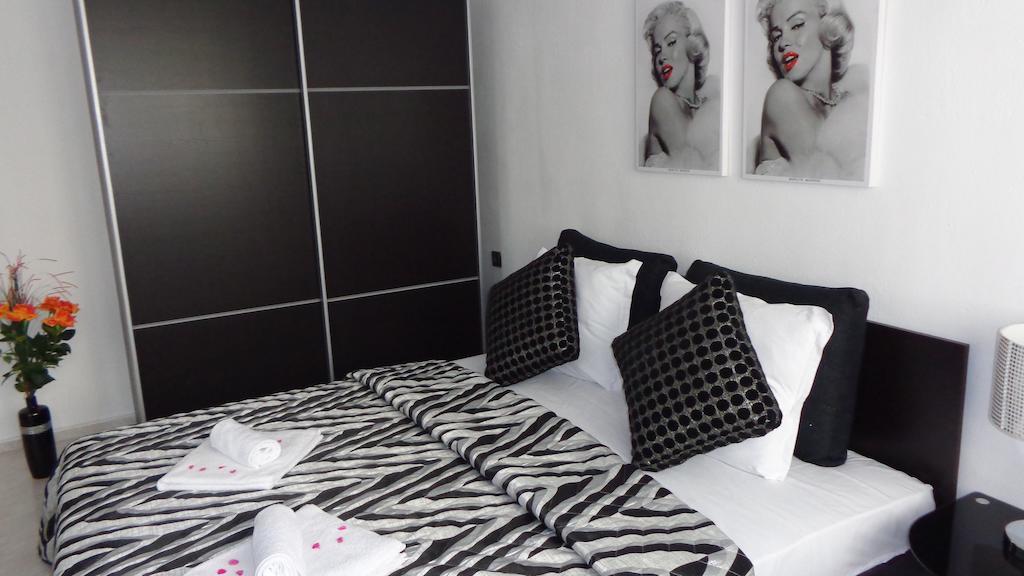 Zoya Apartment Burgas City Cameră foto
